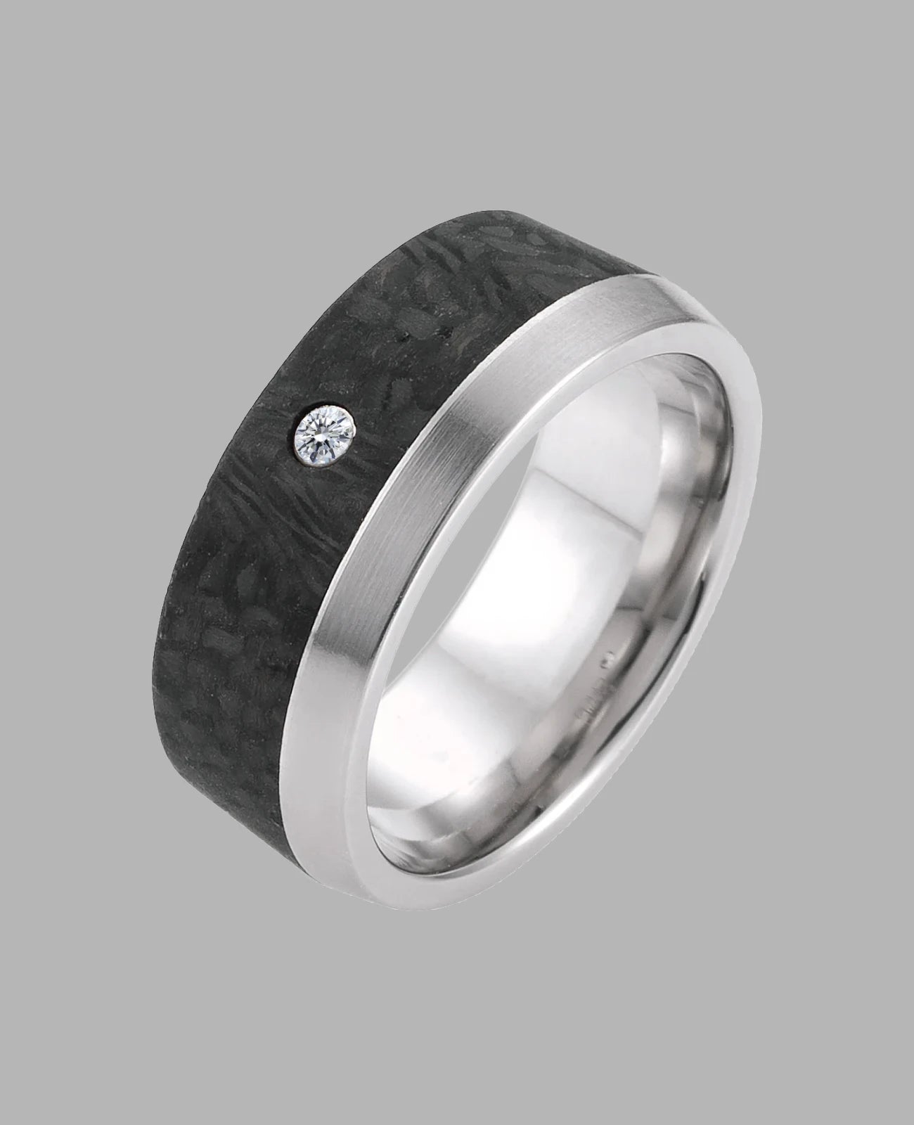 Ring mit 2 drittel der fläche Carbon 1 drittel Edelstahlring in der Mitte 1 zirkonia