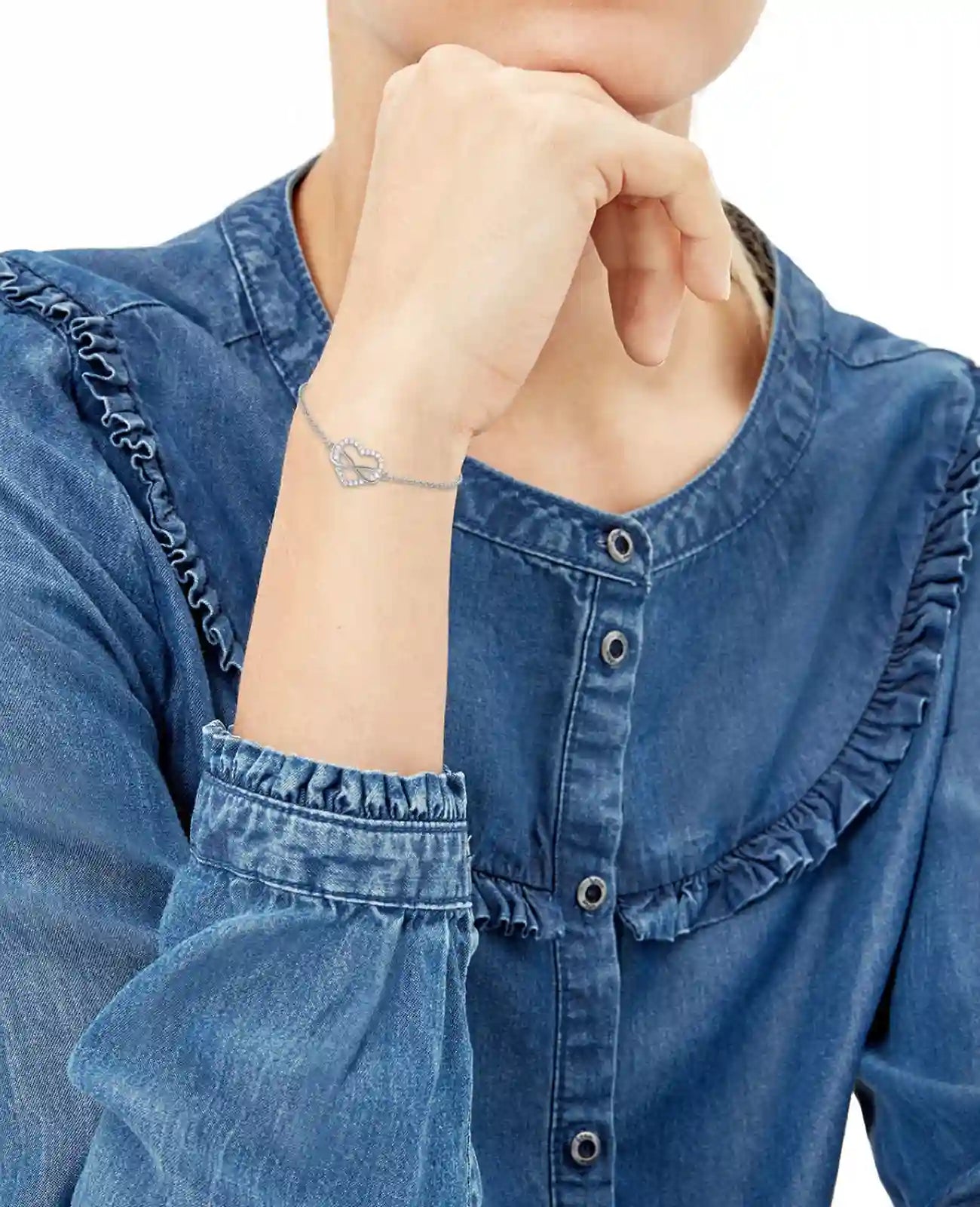 offenes herz armband mit zirkonia steinen besetzt und Unendlichkeitszeichen