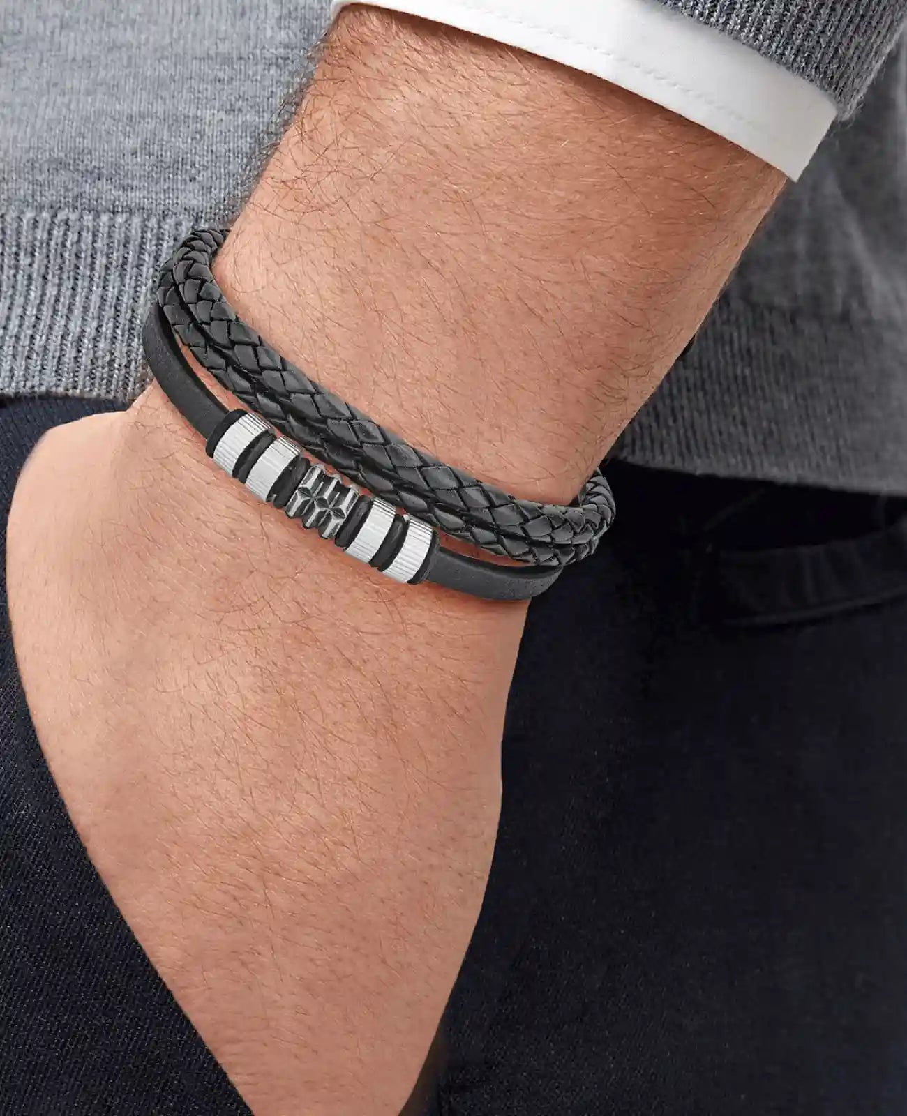 3 reihiges Lederarmband ein strang davon mit 5 edelstahlelementen