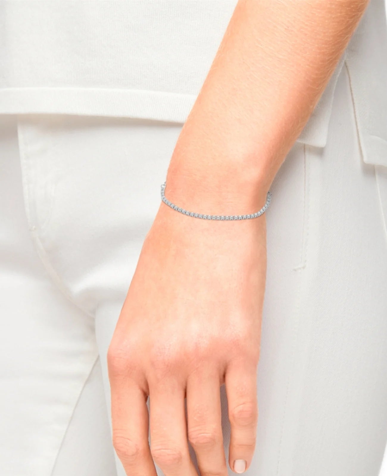 tennisarmband lauter aneinander gereihte bewegliche zirkonia in krappenfassungen