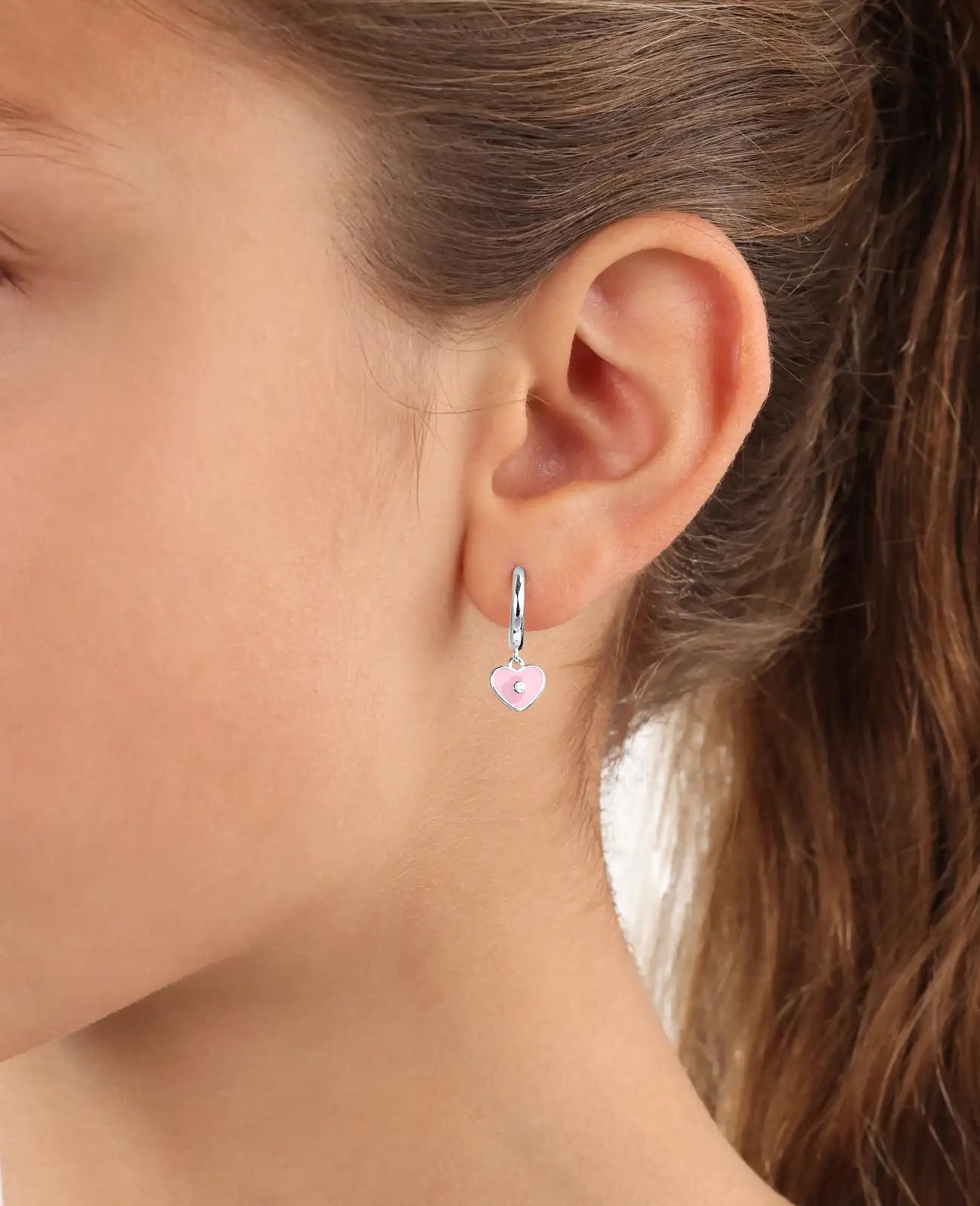 kinder creolen mit herunterhaengenden rosa herz in rosa mit zirkonia in der mitte