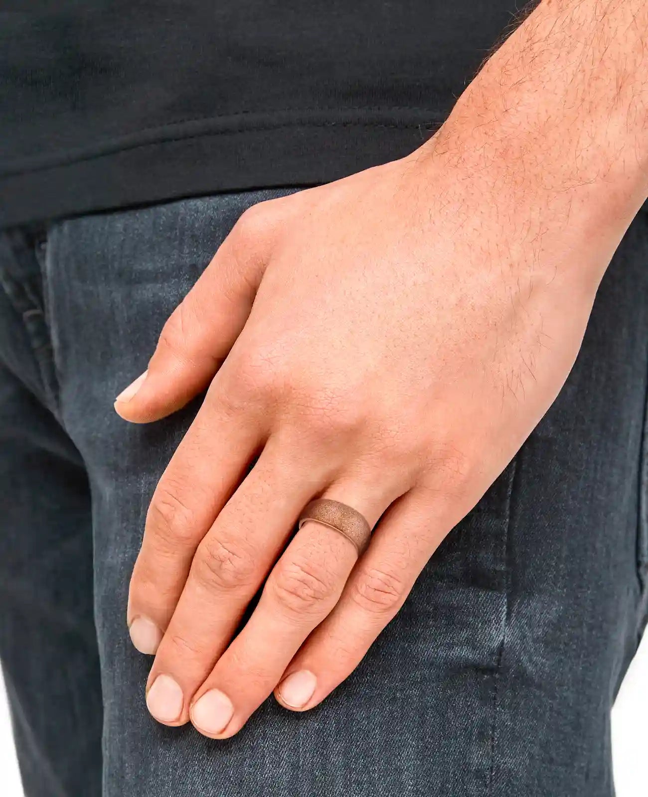 breiter mattierter gewoelbter ring