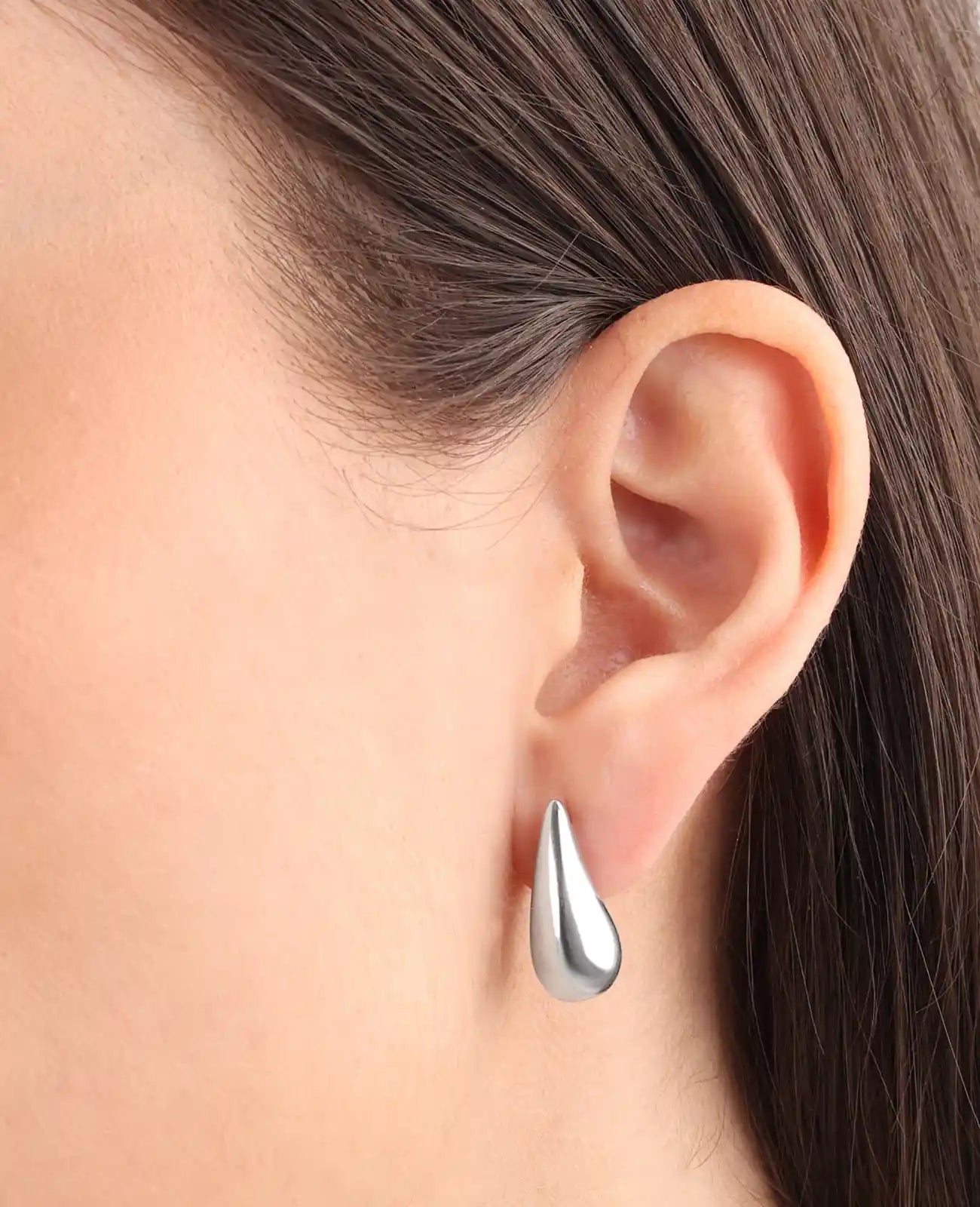 ohrstecker in tropfenform