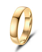 Einfacher glatter leicht gewölter Ring