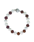 perelenarmband aus weißen und braunen perlen und Magnetverschluss