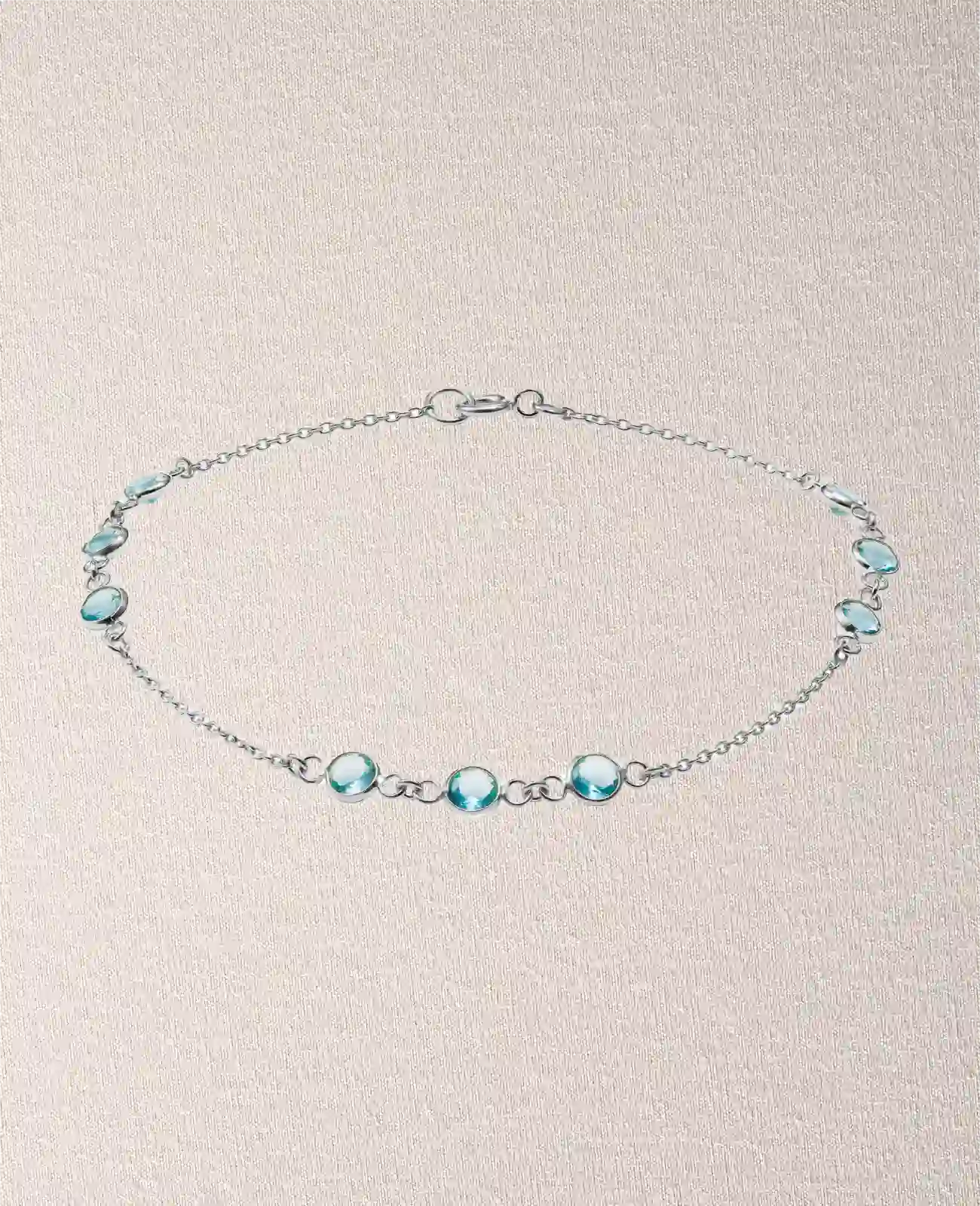 ankerkette armband mit dreierblöcken runde hellblaue zirkonia steinen