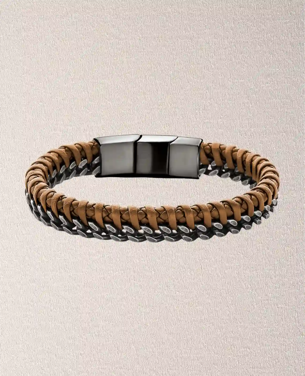 Breites Lederarmband mit seitlich eingefochtenen Panzerkette