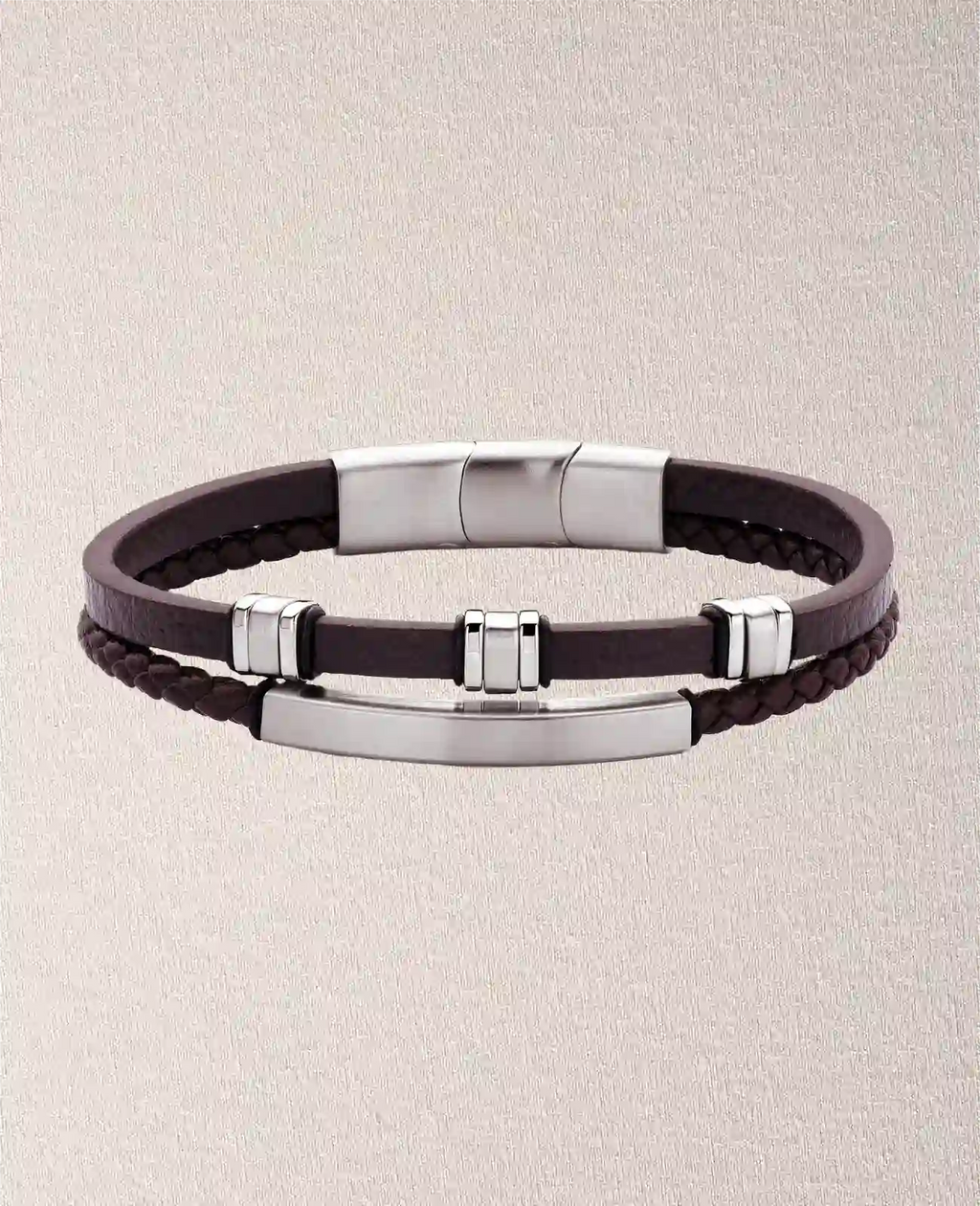 2 reihiges Lederarmband ein Strang 3 Zwischenteile der andere Strang großes Edelstahlelement für Gravur
