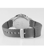 Graues Textilarmband große arabische zahlen