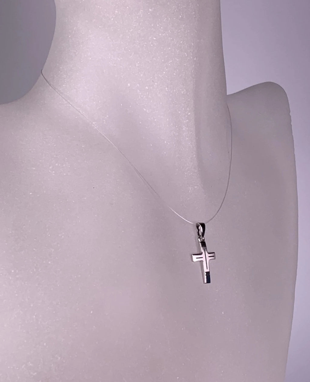 kreuz anhänger mit diamntierten kreuz in der mitte