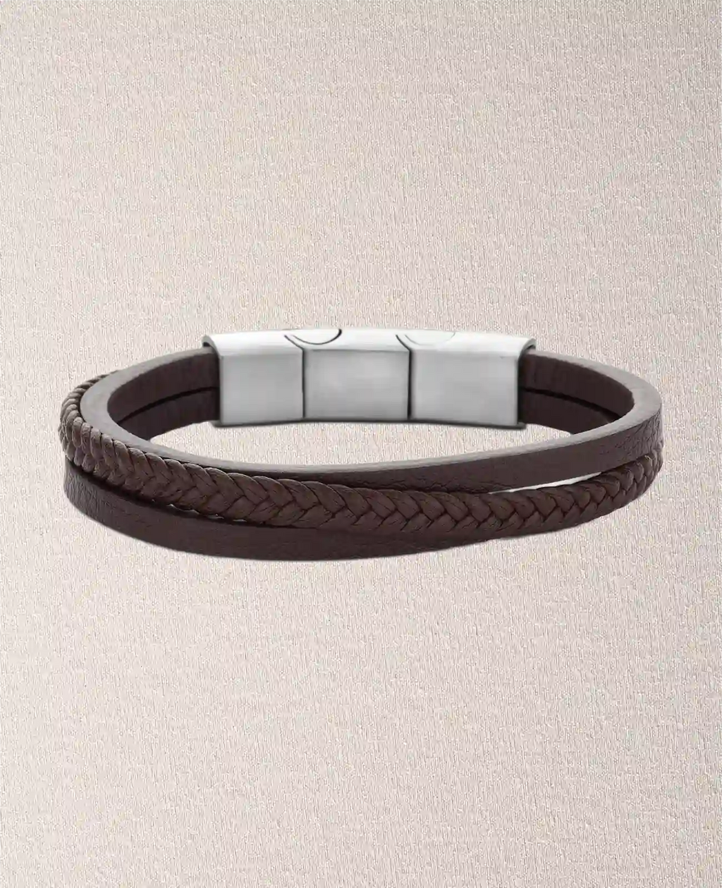 3 reihiges lederarmband eines davon geflochten