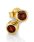 ohrstecker gold mit granat in zargenfassung