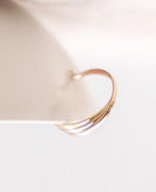 3 reihige gedrehte creolen in gold weißgold und rosé mit Klappbügel