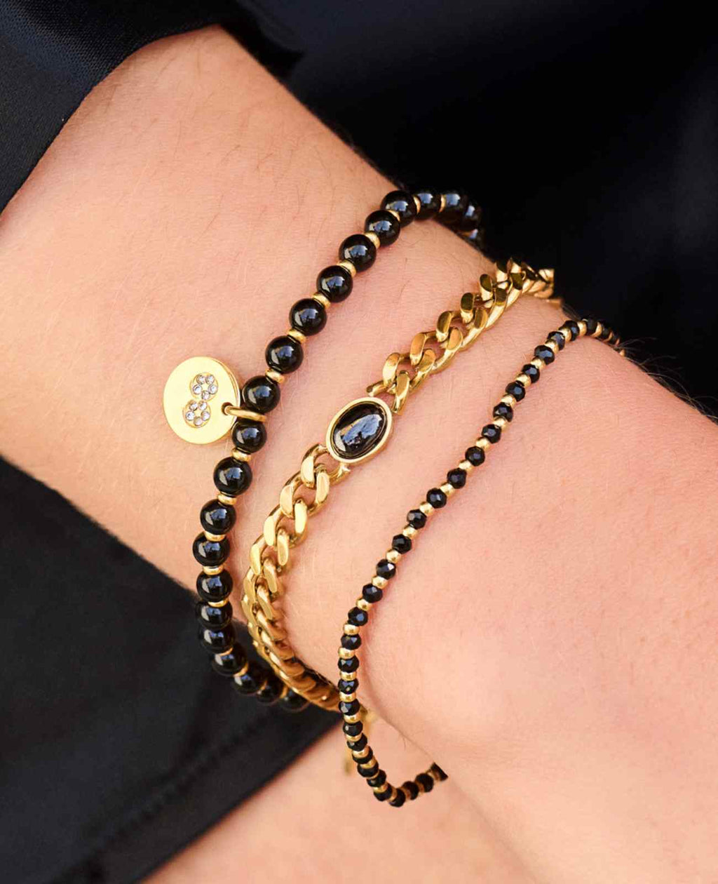 panzeramband mit ovalen Achat stein in der mitte