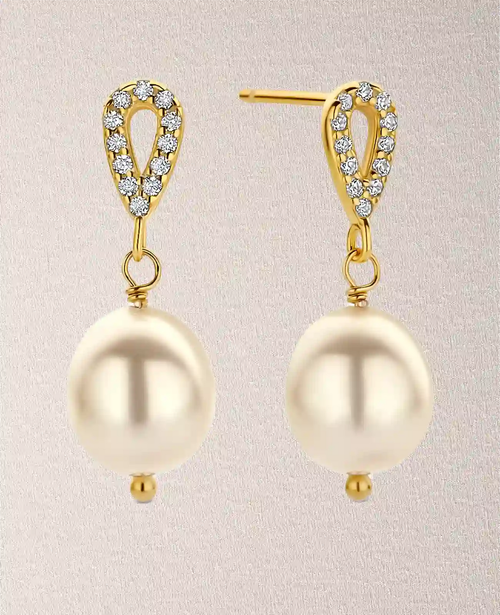 tropfenförmigen ohrstecker darunter ovale süßwasserzuchtperle