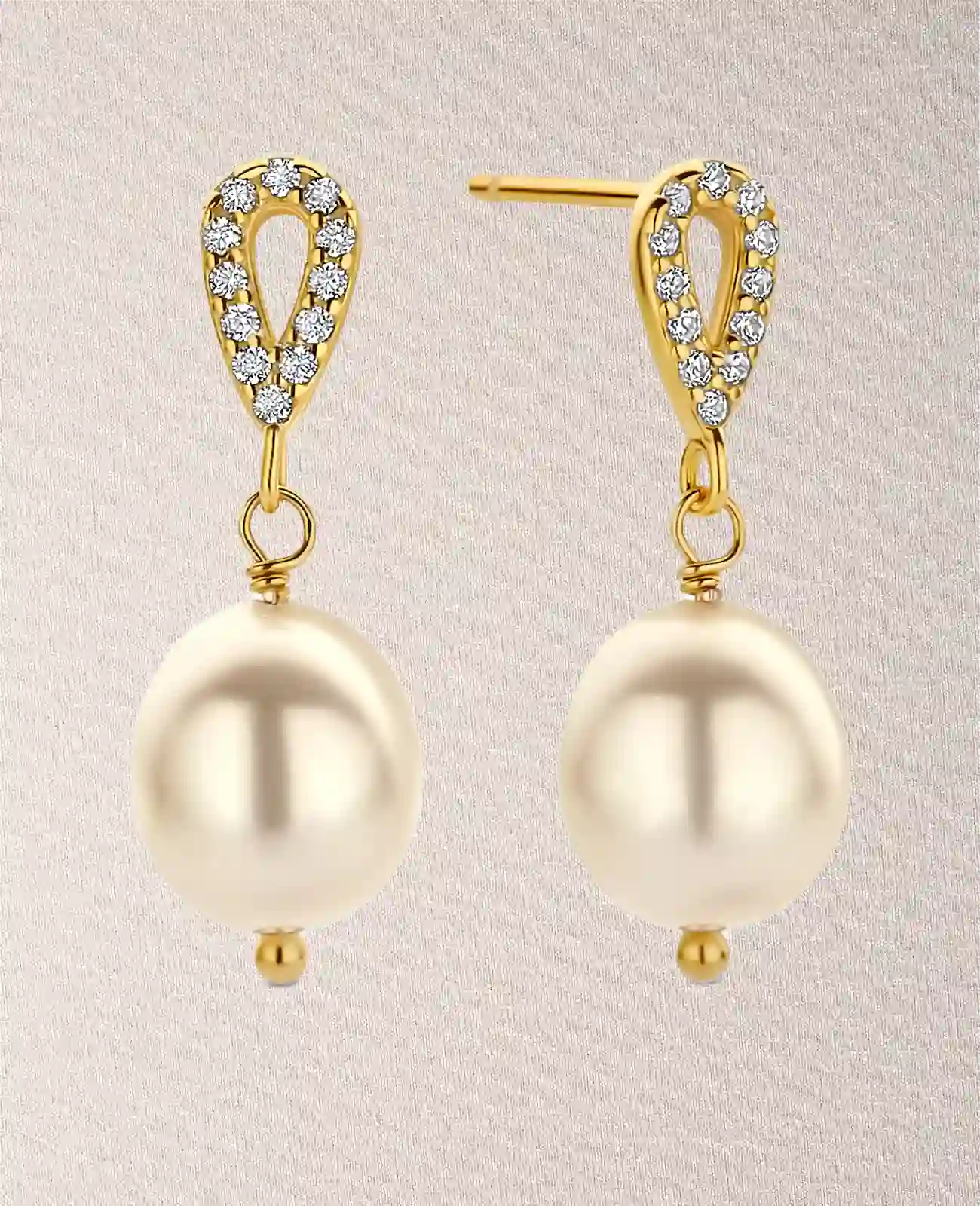 tropfenförmigen ohrstecker darunter ovale süßwasserzuchtperle