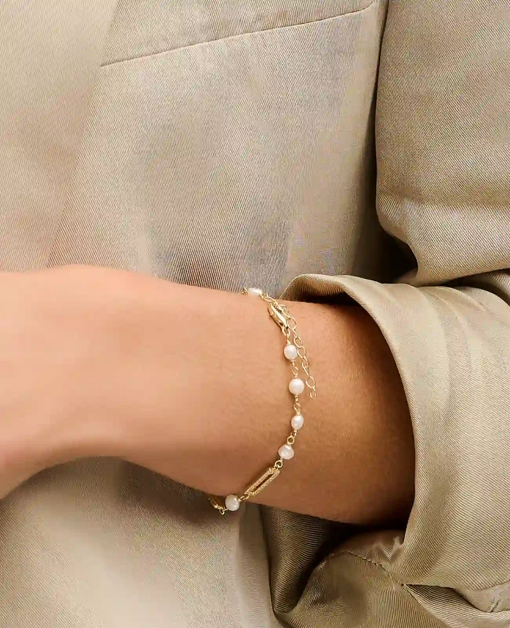 ankerkette Armband mit 3 rechteckigen offenen zirkonia besetzten platten