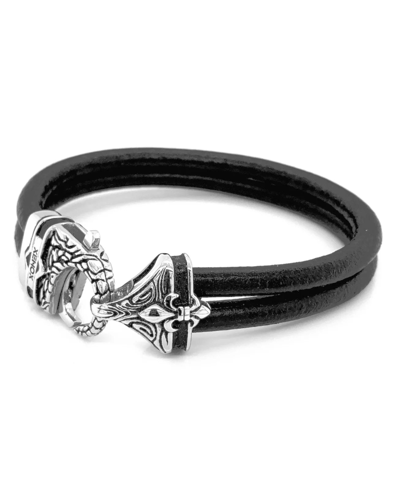 schwarzes zweireihiges lederarmband mit großen verzierten karabiner