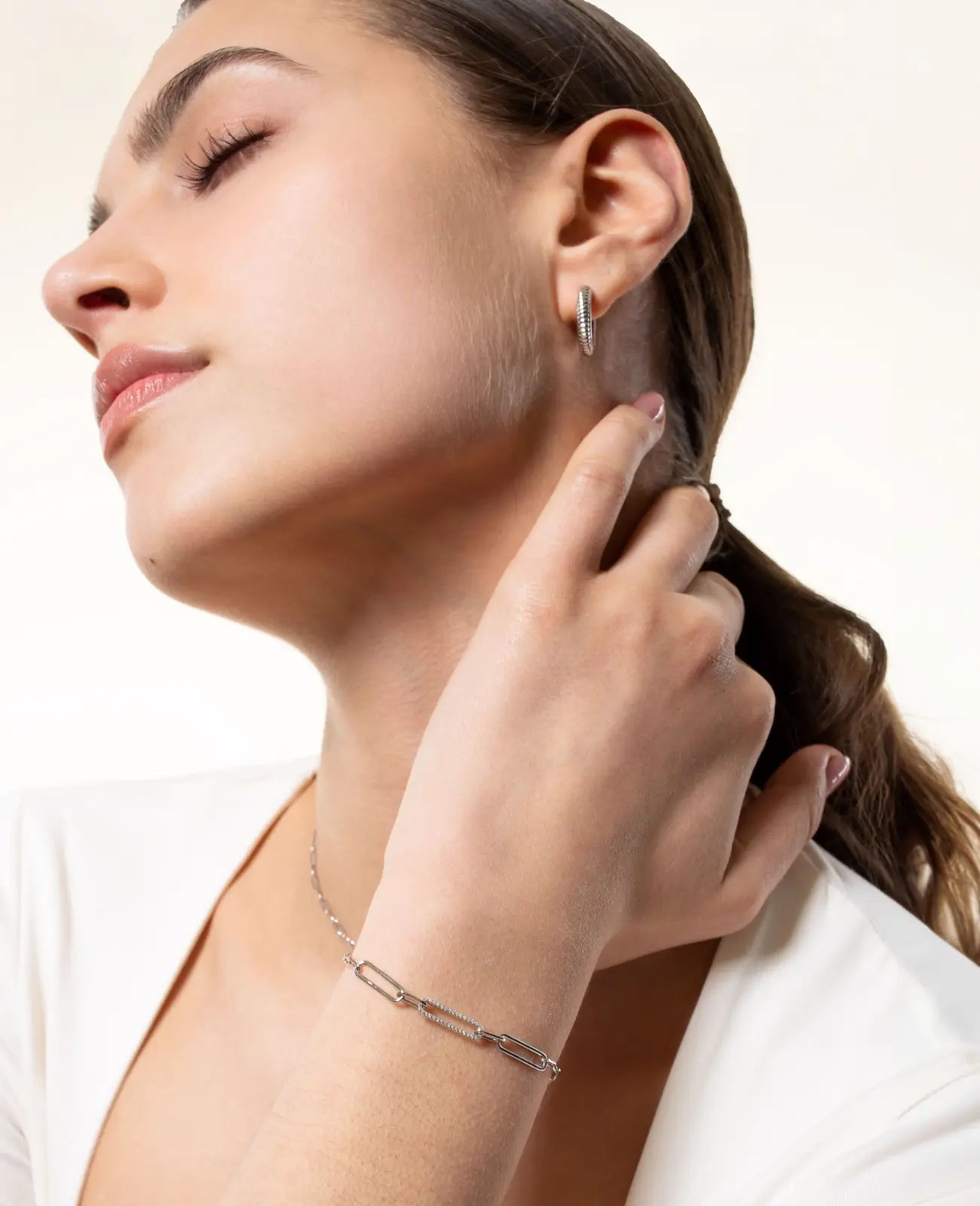 armband anker mit weiten gliedern mittelglied mit zirkonia besetzt
